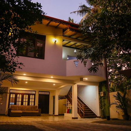 Eden Villa Хіккадува Екстер'єр фото